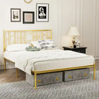 Lit plateforme grand format avec montants décoratifs à embouts et rangement sous le lit, aucun sommier tapissier requis