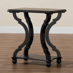 Table d'appoint en bois classique et traditionnelle