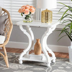 Table d'appoint en bois classique et traditionnelle