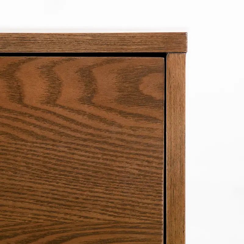 Commode et miroir deux pièces en noyer du milieu du siècle